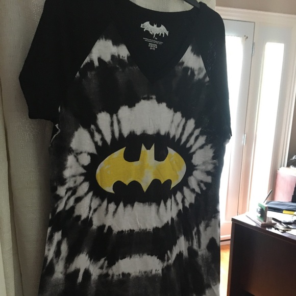 DC Batman Ladies Night Gown New size S-3X - Picture 2 of 3